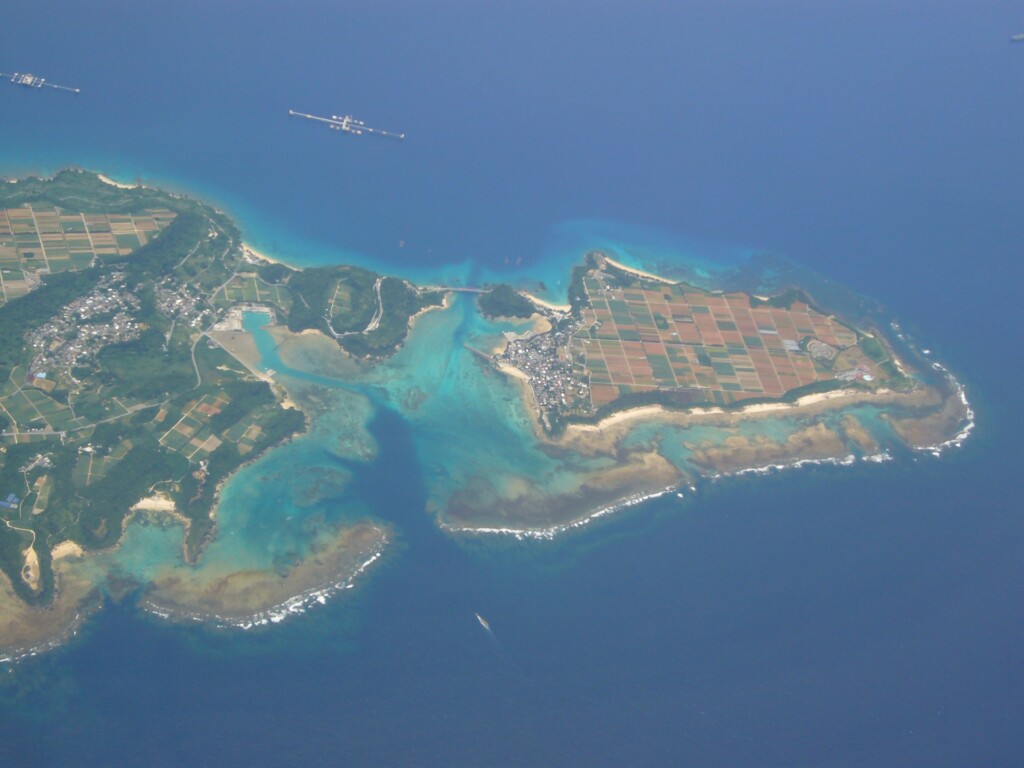 うるま市伊計島の航空写真