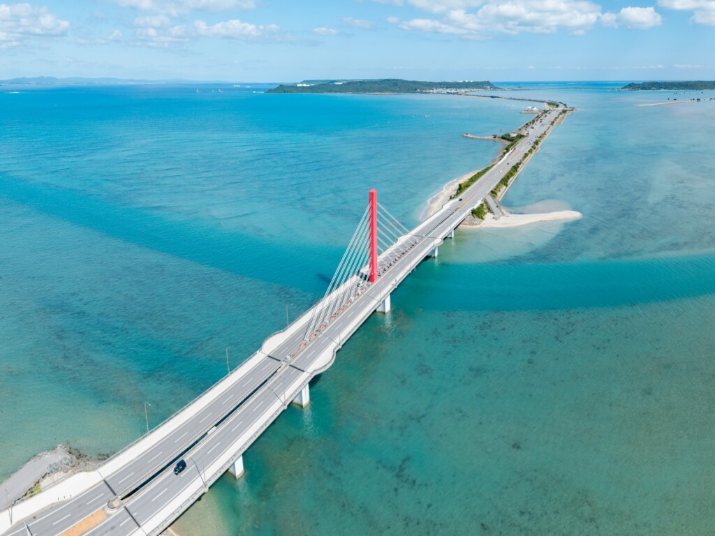 うるま市の海中道路